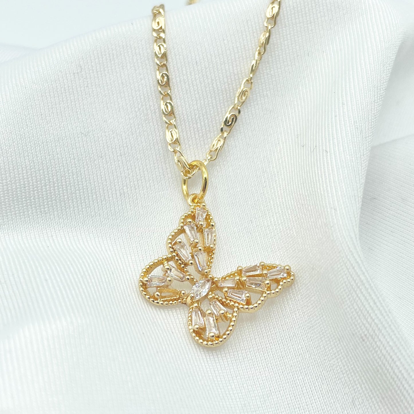 14k Eva Butterfly Pendant Necklace