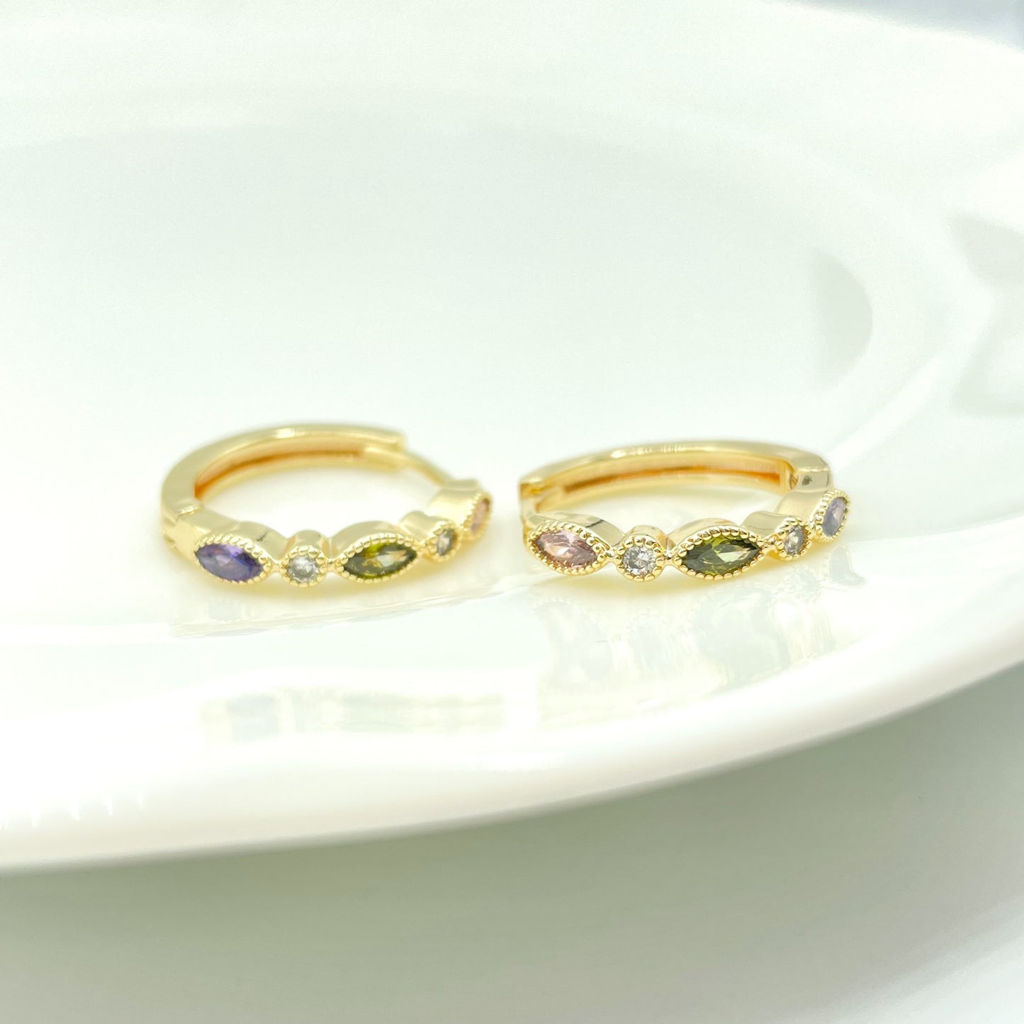 14k Kristina Hoops
