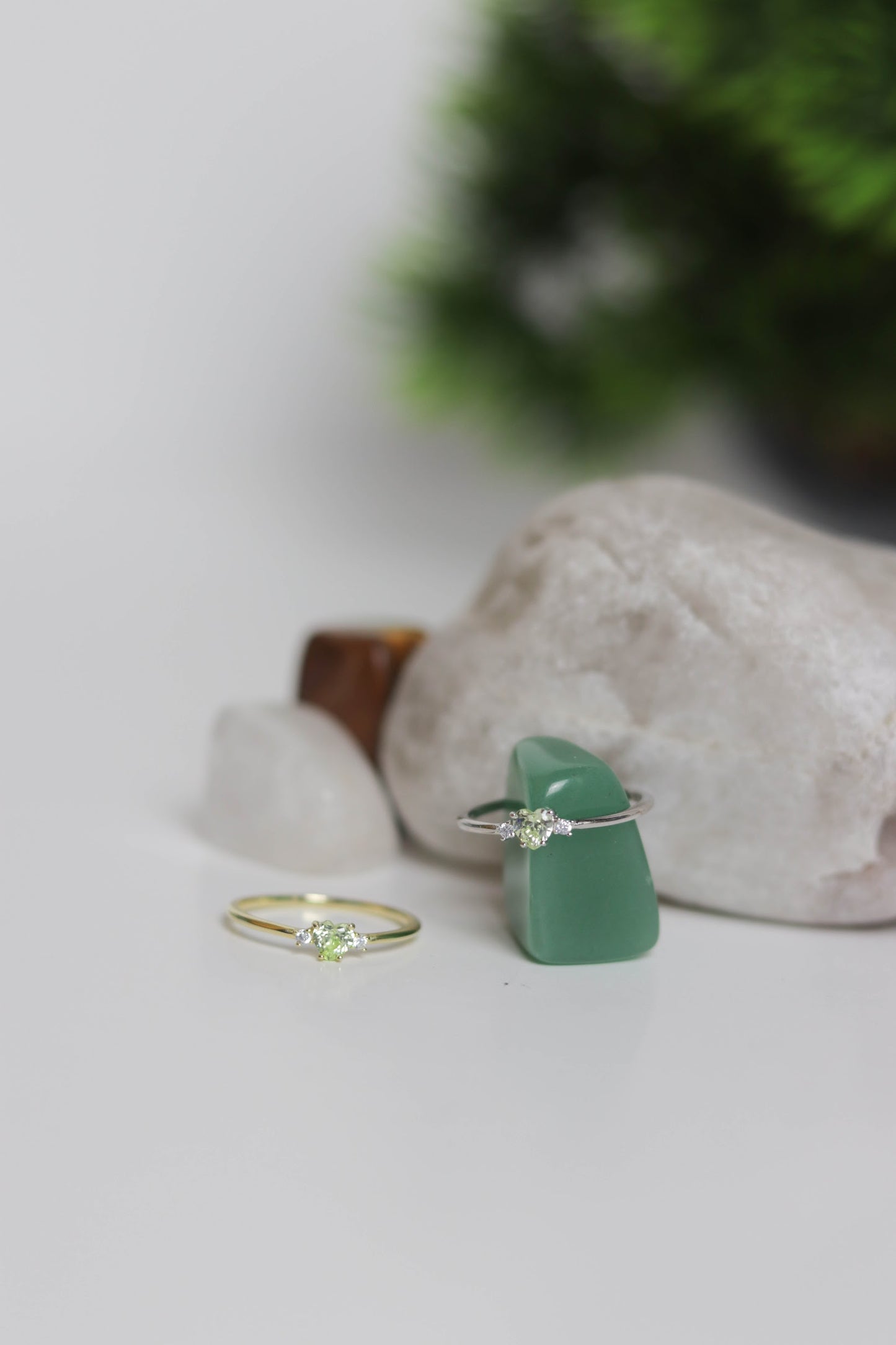 S925 Vermeil Dainty Stackable Peridot Ring