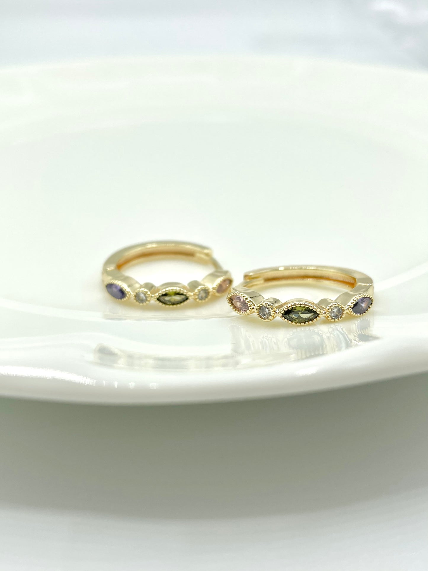 14k Kristina Hoops